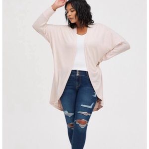 Torrid Super Soft Plush Cocoon Kimono in Cream Size 3X